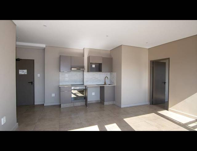 2 BEDROOM APARTMENT FOR SALE IN SANDOWN